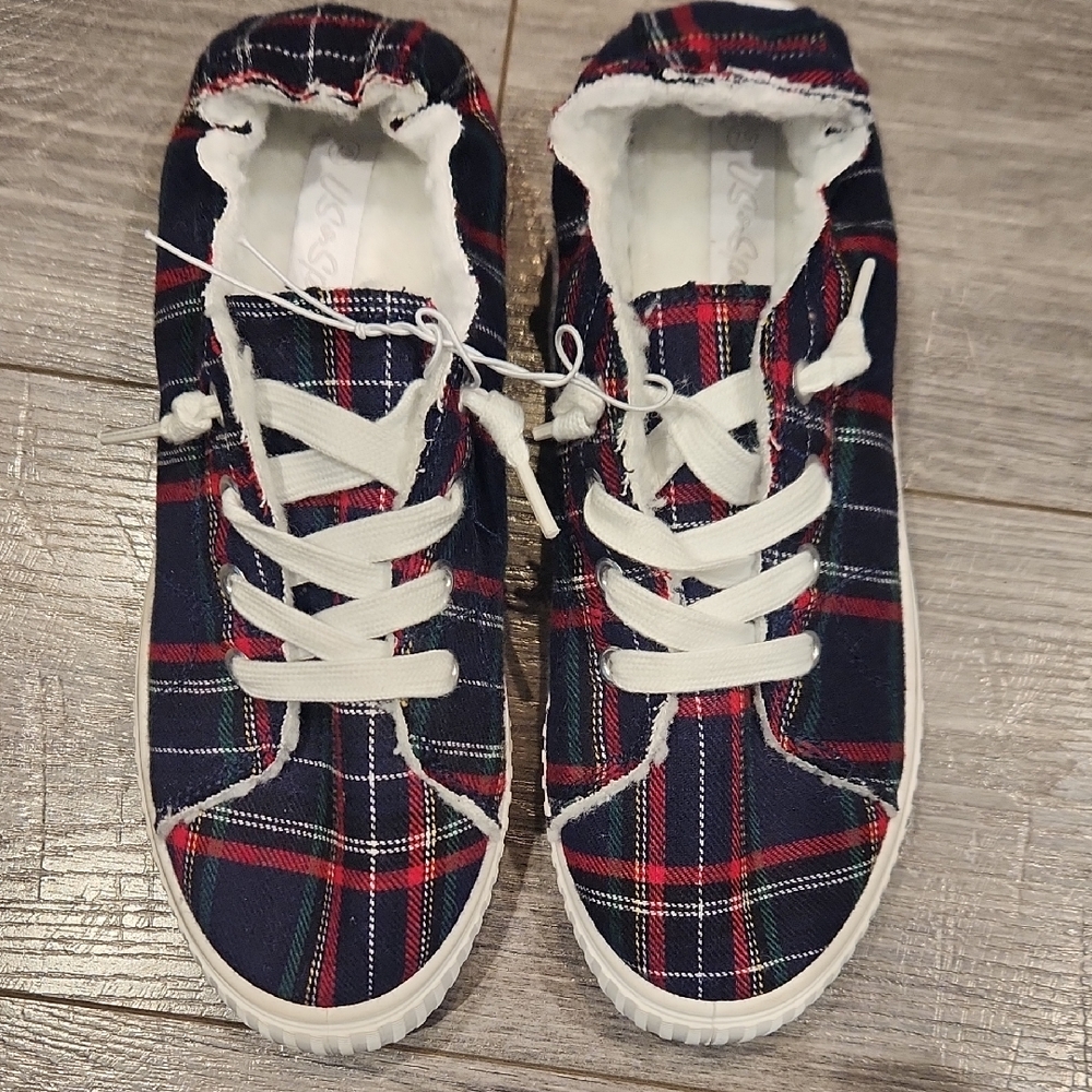 NWOT US Sports Women's Sz 7.5 Slip-on Plaid Shoes Sherpa Inside